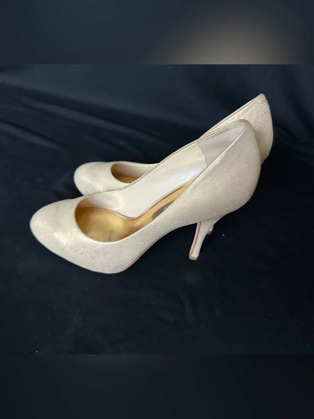 Vince Camuto Leather Platform Shimmery Champagne High Heel Pumps 8.5 shoes